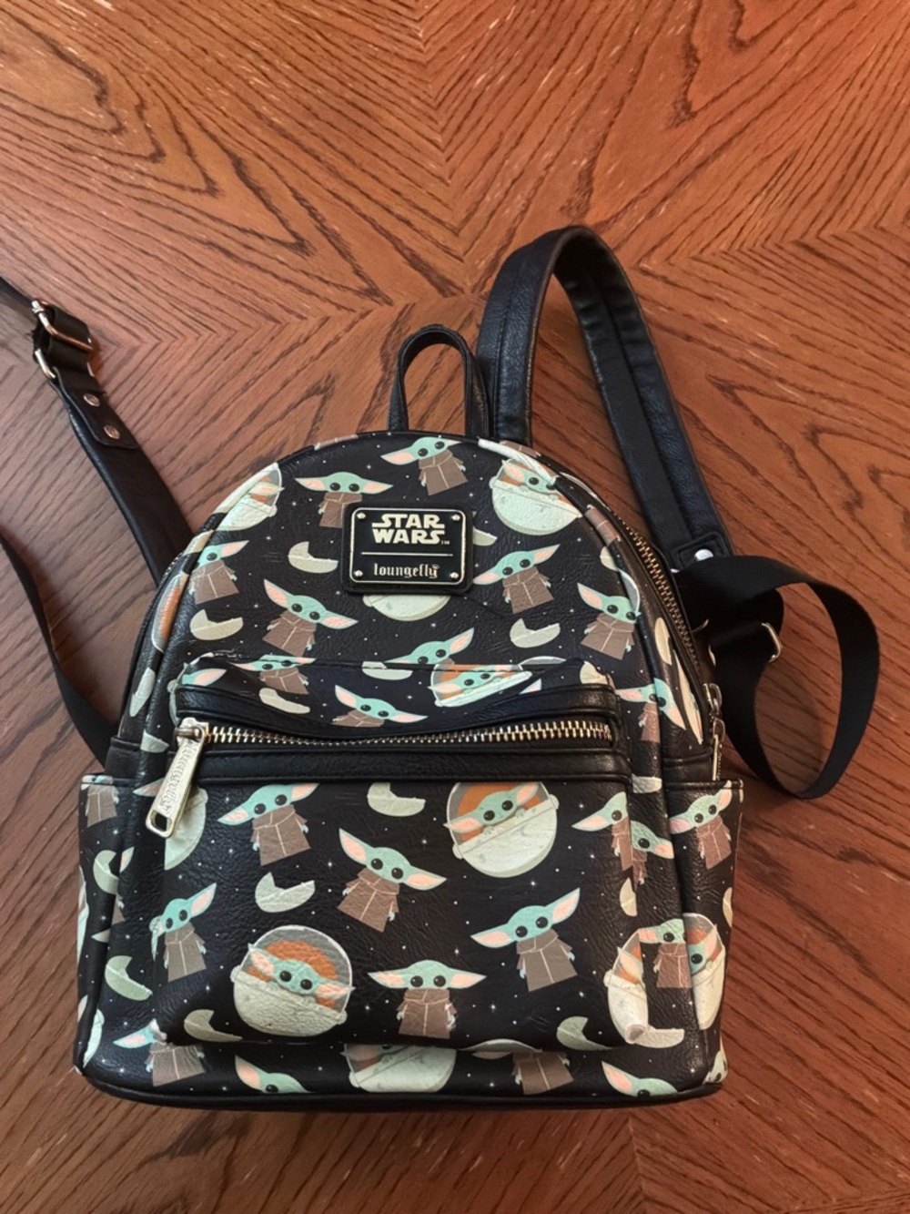 Disney Loungefly Star Wars Grogu Black and Mint Mini Backpack baby Yoda